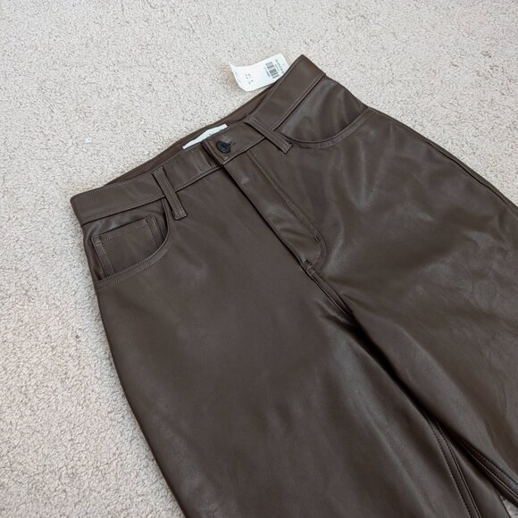 NWT Abercrombie Curve Love 90's Straight Ultra High Rise Vegan Leather Pant - Picture 3 of 7